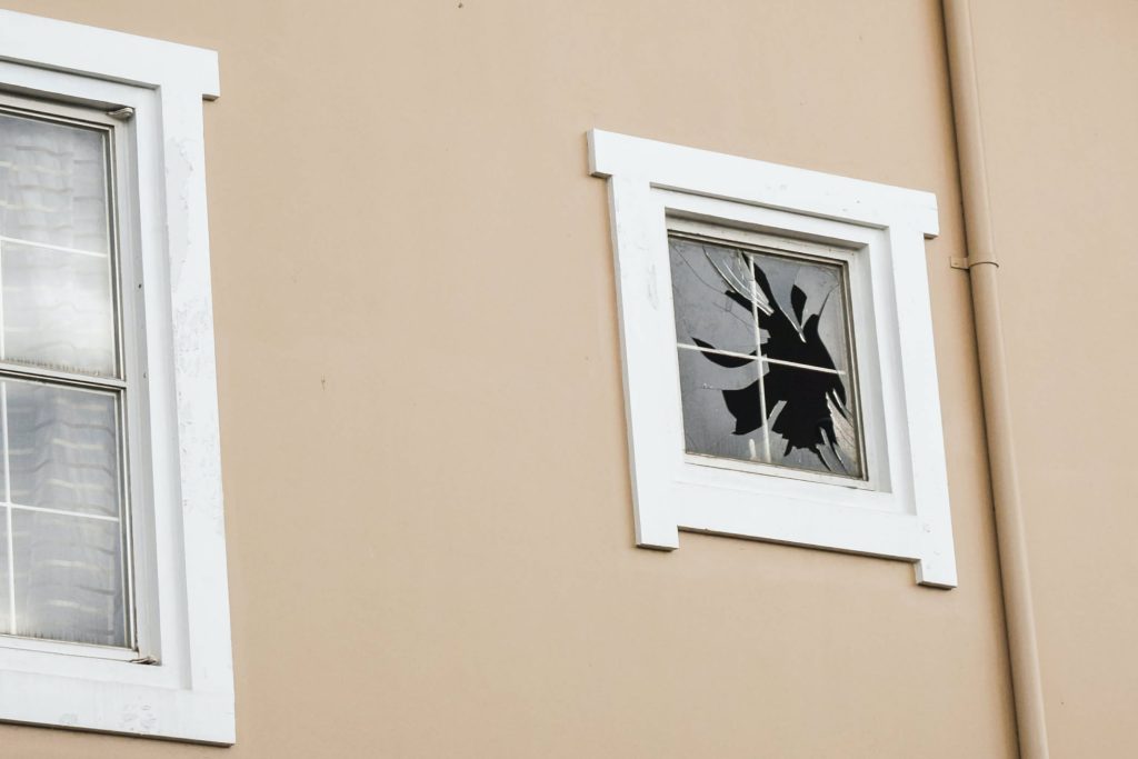 11 błędów podczas prezentacji mieszkania na sprzedaż: kosztowne usterki