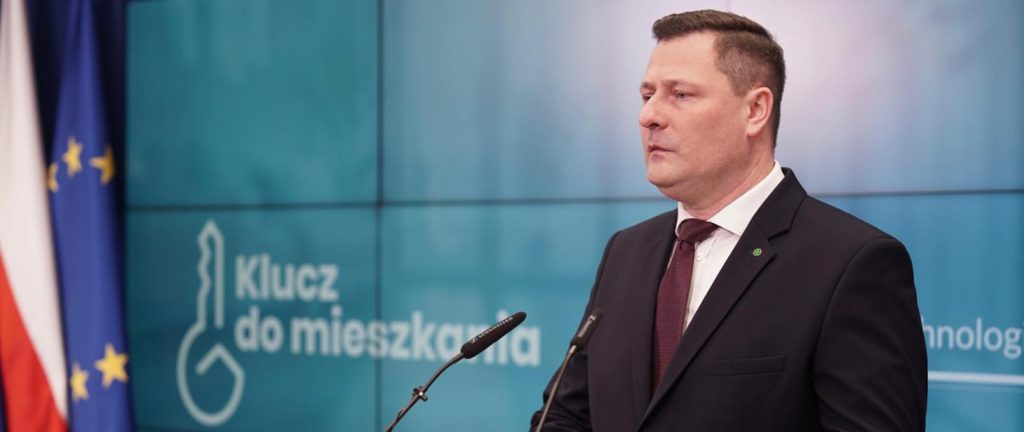 W miniony czwartek minister Paszyk przedstawił szczegóły nowego rządowego programu mieszkaniowego „Pierwsze Klucze”, który ma zastąpić Kredyt na start.